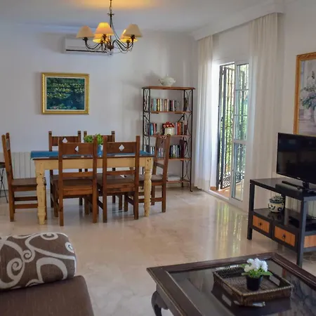 Paradise - Flamingo Вілла Нерха