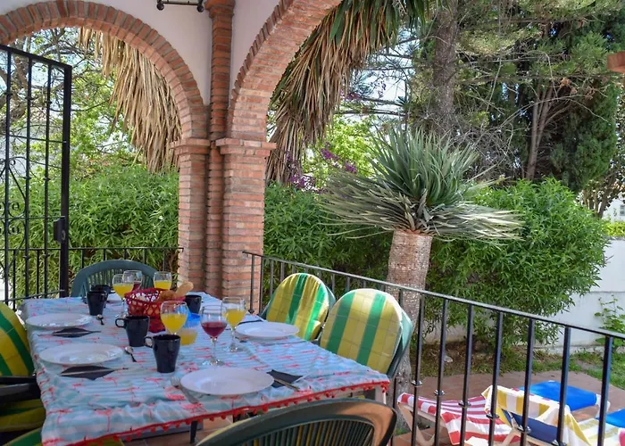 Paradise - Flamingo Willa Nerja