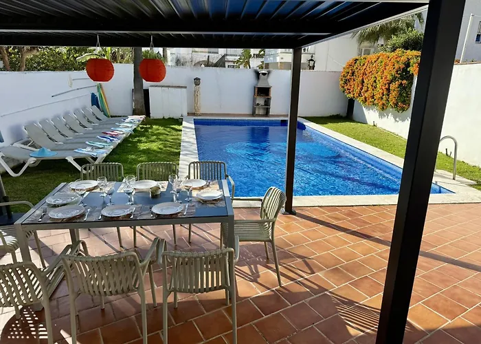 Paradise - Flamingo Willa Nerja