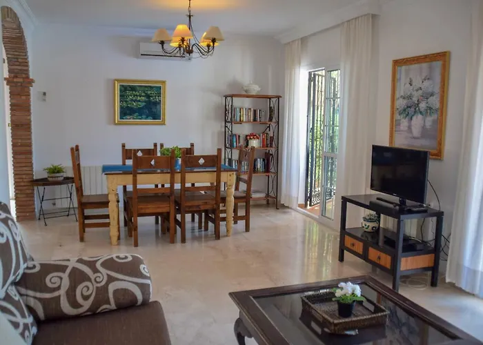 Paradise - Flamingo Willa Nerja