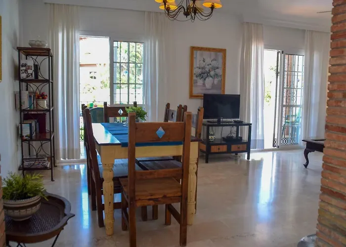 Willa Paradise - Flamingo Nerja